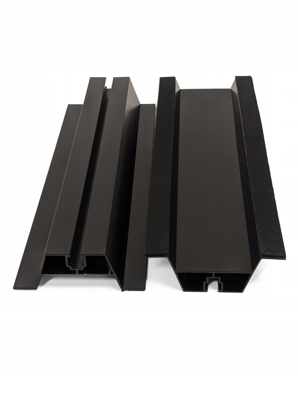 Trapézový můstek H40 L330, černě lakovaný, EPDM